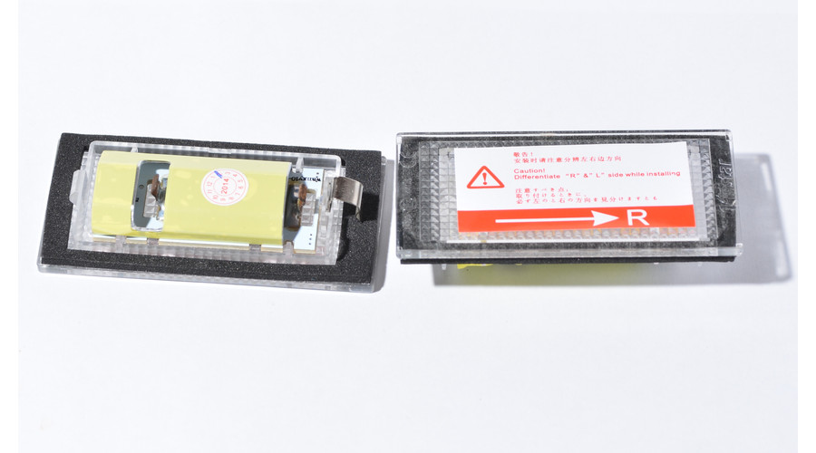 DTX 1002 BMW 6000K fehér SMD LED-es rendszámtábla világítás szett