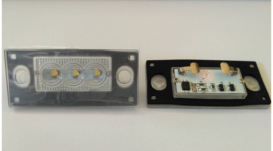 DTX 1053 AUDI 6000K fehér SMD LED-es rendszámtábla világítás szett